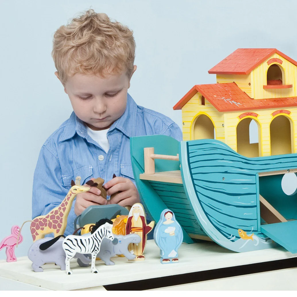 Le Toy Van Noah's Great Ark Set - Image 4