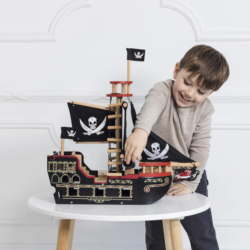 Le Toy Van Pirate Ship Barbarossa - Image 6